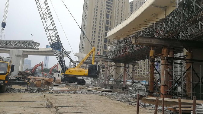 四川钢栈桥租赁浅谈高层建筑工程地下钢支撑施工要点